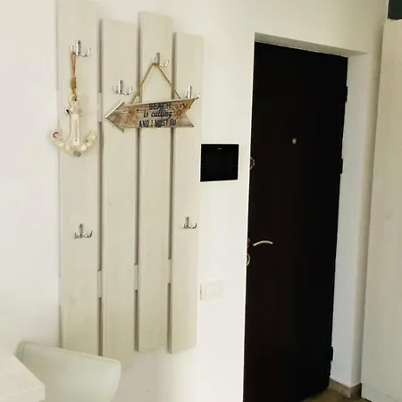 Studio For 2 In Summerland * Mamaia